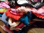Grote partij strings 150 stuks maat M, Kleding | Dames, Ondergoed en Lingerie, Ophalen of Verzenden