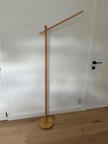 NIEUW- Quax houten staander incl. mobiel beschikbaar voor biedingen