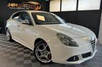 Alfa Roméo Giulietta 1.7TBi Quadrifoglio CT OK Car-pass, Auto's, Alfa Romeo, Voorwielaandrijving, Zwart, 4 cilinders, Wit