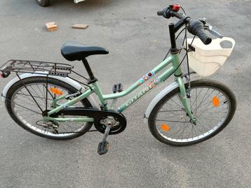 Mooie meisjes fiets  beschikbaar voor biedingen