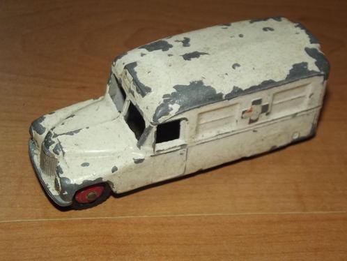DInky Toys 253 - Daimler Ambulance, Hobby en Vrije tijd, Modelauto's | 1:43, Gebruikt, Auto, Dinky Toys, Ophalen of Verzenden