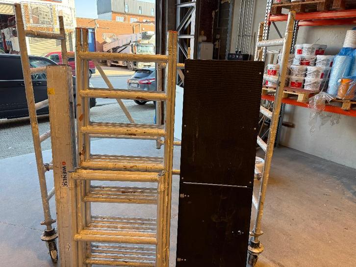 WIENESE Expander vouwsteiger + 4x verlenging +  platform, Doe-het-zelf en Bouw, Steigers, Gebruikt, Rolsteiger of Kamersteiger
