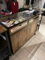 Comptoir ee magasin, Enlèvement