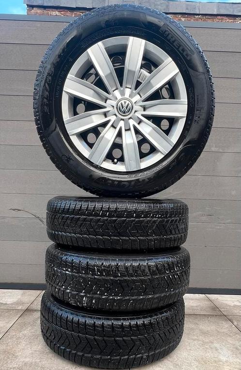 VW Tiguan 215 65 17 Pirelli wintervelgen, Auto-onderdelen, Banden en Velgen, Banden en Velgen, Winterbanden, 17 inch, 215 mm, Personenwagen