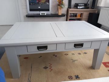 Salontafel beschikbaar voor biedingen
