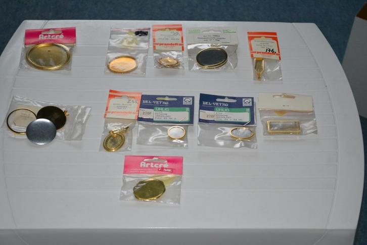 Hobby: allerlei brochen om zelf te maken, Hobby & Loisirs créatifs, Fabrication de Perles & Bijoux, Enlèvement ou Envoi