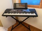 Casio synthesizer met standaard en oplader, Muziek en Instrumenten, Met standaard, Ophalen, Overige merken, 61 toetsen