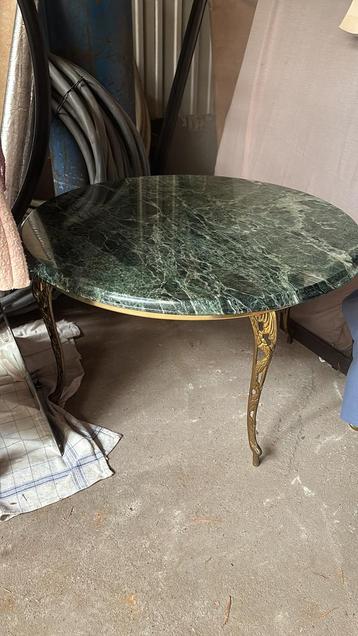 Salontafel marmer beschikbaar voor biedingen