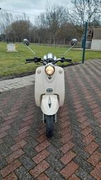 VENESI ZOE A-KLASSE TE KOOP, Ophalen, Zo goed als nieuw, Benzine