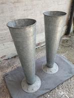 2 très beaux vases de jardin en zinc... hauteur 1m... 047802, Comme neuf, Enlèvement ou Envoi