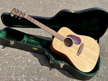 Martin 1999 DM + Case beschikbaar voor biedingen