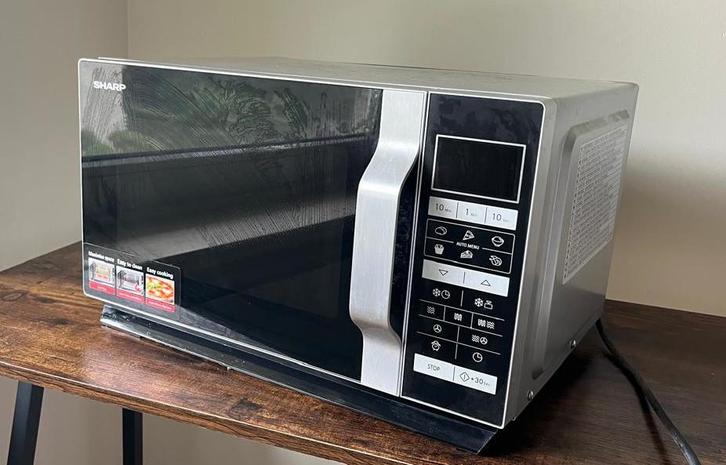 Sharp R860S 3-in-1 Combi-Magnetron (Flatbed), Elektronische apparatuur, Microgolfovens, Zo goed als nieuw, Vrijstaand, Combi-microgolfoven