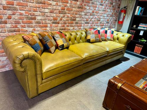 Showroommodel chesterfield XXL chesterfield 4 zit bank Groen, Huis en Inrichting, Zetels | Zetels, Nieuw, Leer, Ophalen of Verzenden