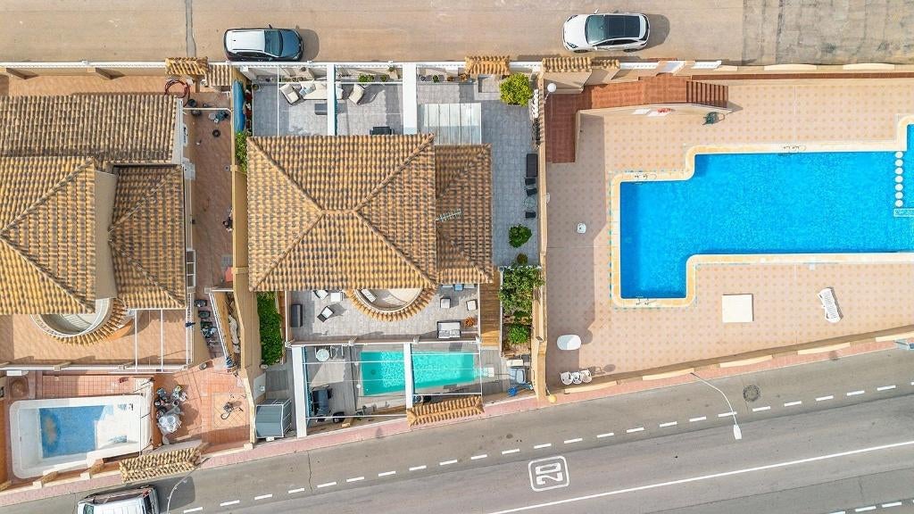 Magnifique Villa avec piscine privée à Torrevieja, Immo, Étranger, Espagne, Maison d'habitation, Ville