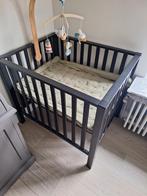 Box+ toebehoren, Ophalen, Zo goed als nieuw, Boxkleed