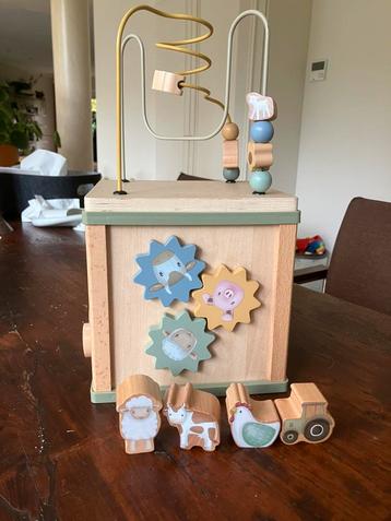 Little Dutch activiteitenkubus beschikbaar voor biedingen