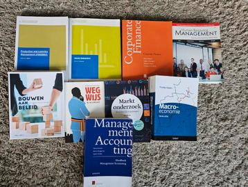 Studieboeken economie/management/... beschikbaar voor biedingen