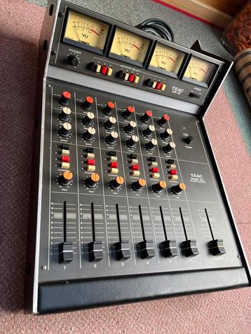 Teac mengpaneel Model 2A en MB20 meterbrug. beschikbaar voor biedingen