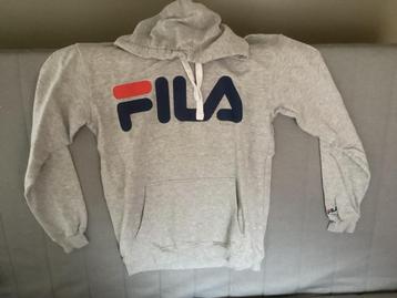 Sweater Fila beschikbaar voor biedingen