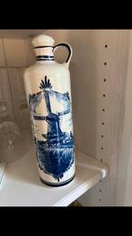 Vazen en borden van Delft., Enlèvement