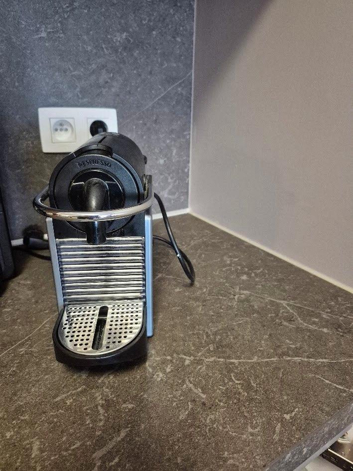 Nespresso-apparaat, Elektronische apparatuur, Koffiezetapparaten, Gebruikt, Koffiepads en cups, Espresso apparaat, 4 tot 10 kopjes