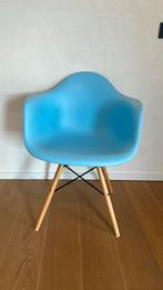 Eames DAW replica - lichtblauw, Huis en Inrichting, Ophalen, Zo goed als nieuw
