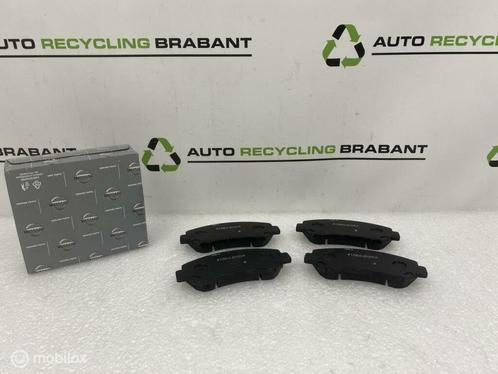 Remblokken Voorzijde Nissan Qashqai NIEUW ORIG D1060-JD00A, Auto-onderdelen, Remmen en Aandrijving, Nissan, Gebruikt, Ophalen of Verzenden