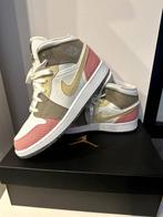 Jordan 1 Mid SE Pastel Green Grind, Neuf, Enlèvement ou Envoi, Beige, Sneakers et Baskets