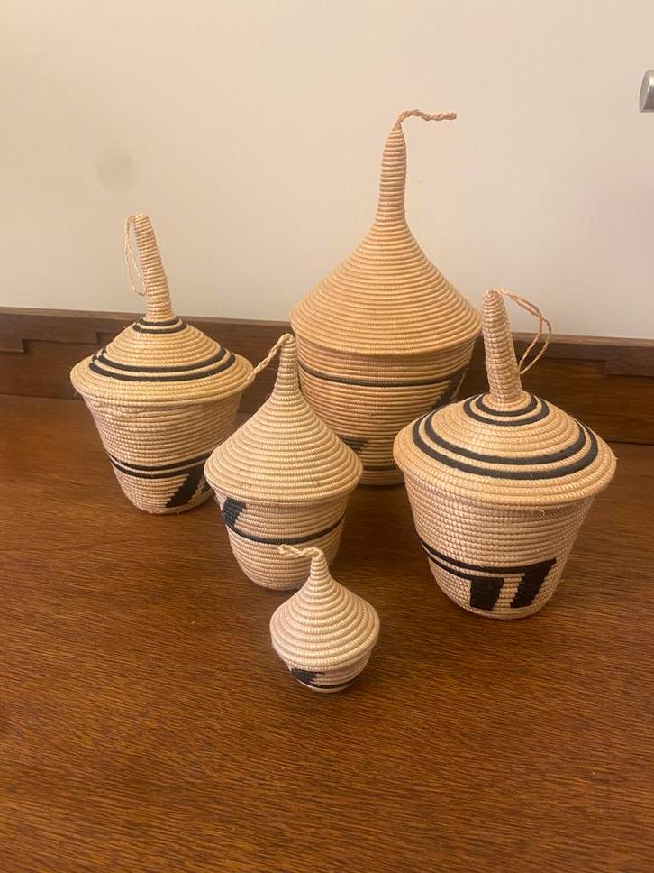 Afrikaanse kruiden Manden met Deksel - Set van 5, Antiek en Kunst, Antiek | Servies compleet, Ophalen of Verzenden
