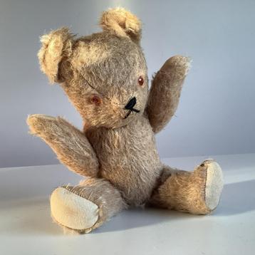Snoezig vintage teddybeertje  beschikbaar voor biedingen