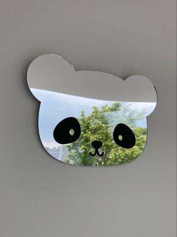 Spiegel “Panda Bear” van A Little Lovely Company
