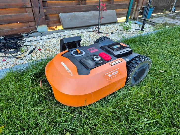 Worx Landroid m500 plus warranty 2029, Tuin en Terras, Robotmaaiers, Zo goed als nieuw, Minder dan 20 cm, Met regensensor, Bestuurbaar via app