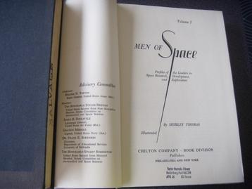 Men of Space: Profiles of the Leaders in Space  beschikbaar voor biedingen