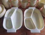 2 x Vintage camping servies, pastel gele vakken schaal, Caravans en Kamperen, Gebruikt, -, -, Ophalen of Verzenden