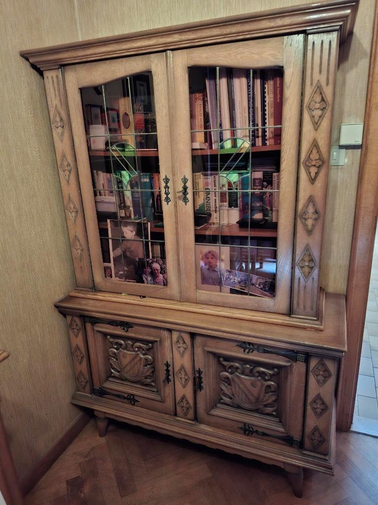 Karaktervolle Eiken Vitrinekast, Huis en Inrichting, Kasten | Vitrinekasten, Gebruikt, 100 tot 150 cm, 100 tot 150 cm, 25 tot 50 cm