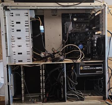 NAS 12 x 3.5" beschikbaar voor biedingen