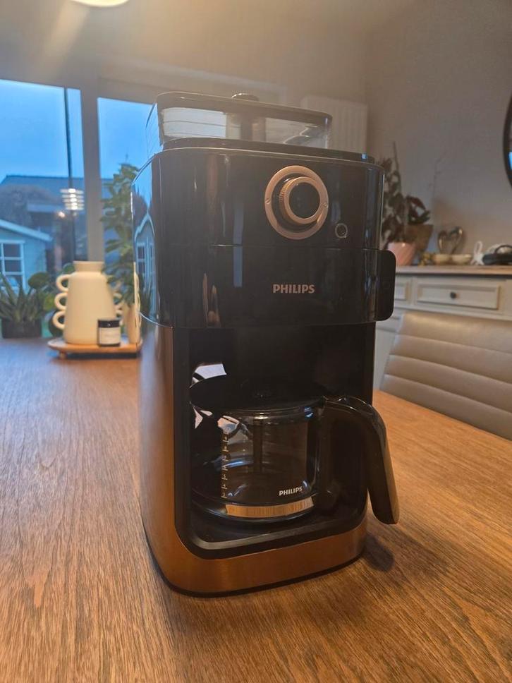 Philips Grind & Brew HD7768/70, Electroménager, Cafetières, Comme neuf, Café moulu, Café en grains, Cafetière, Enlèvement ou Envoi