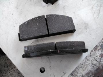 Nieuwe remblokken vooraan voor FIAT 124,125 124,125,127127,1 beschikbaar voor biedingen