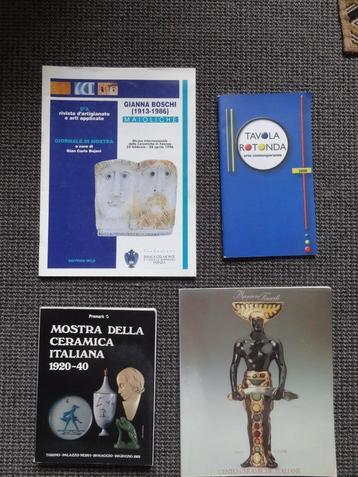 4 boeken  Italiaanse keramiek, ook merkenboek beschikbaar voor biedingen