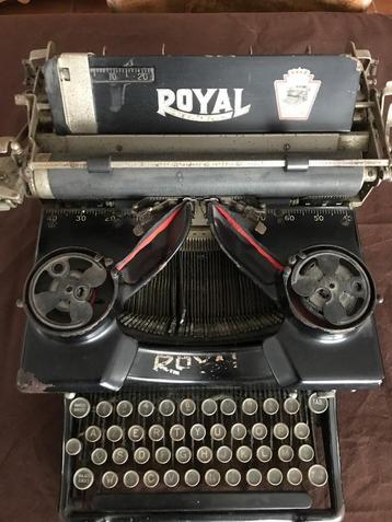 Machine à écrire Royale  beschikbaar voor biedingen