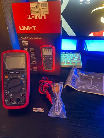 Multimeter UNI-T (UT139C) + 2 zekeringen erbij, Doe-het-zelf en Bouw, Meetapparatuur, Ophalen, Gebruikt, Multimeter