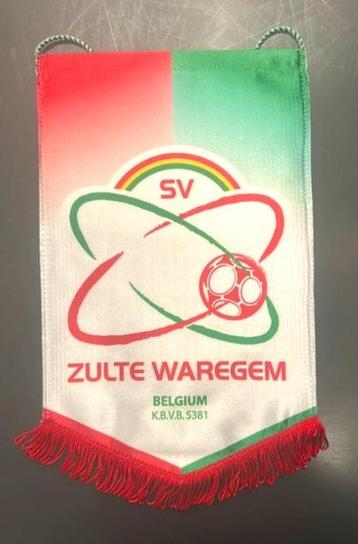 KSV SV Zulte Waregem vintage voetbal vaandels beschikbaar voor biedingen