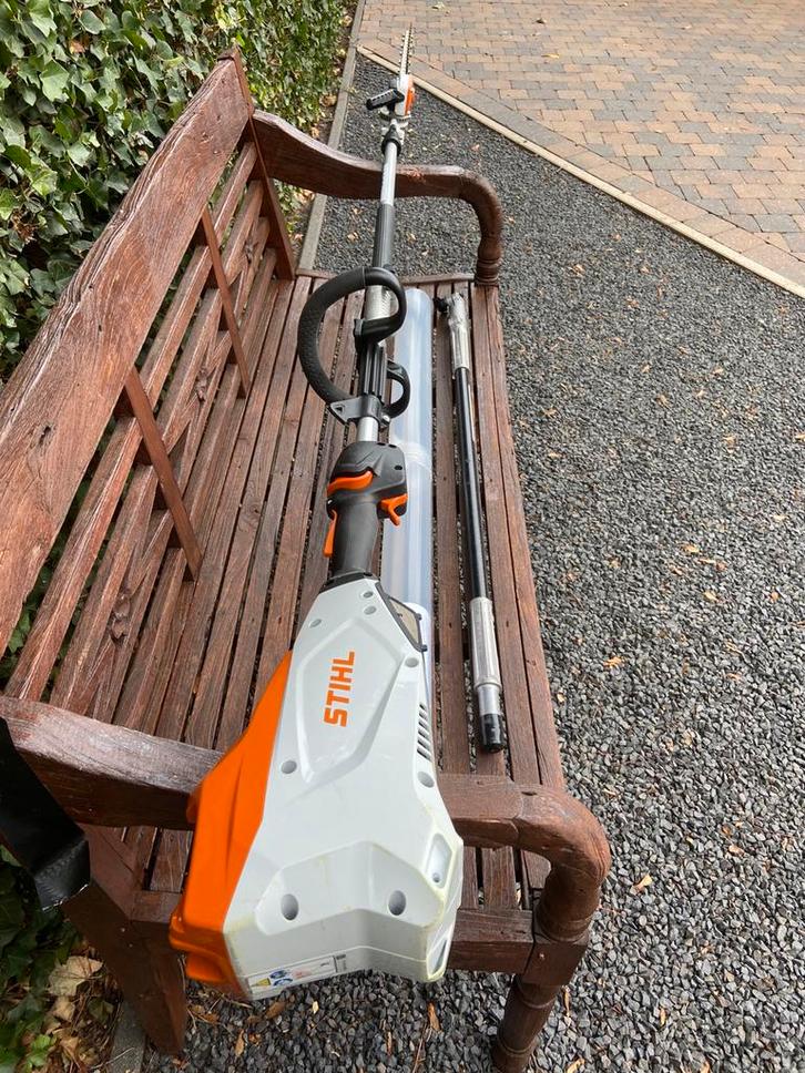 Professionele heggenschaar accu op stok met verlenging, Tuin en Terras, Hand-tuingereedschap, Zo goed als nieuw, Ophalen