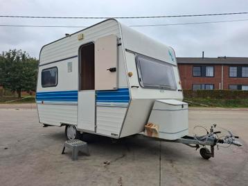 Prachtige retro knaus caravan mtm 750kg beschikbaar voor biedingen