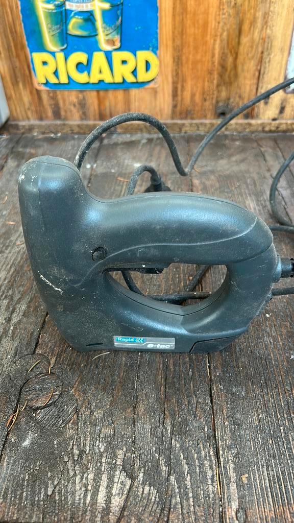 Nietmachine elektrisch…, Hobby & Loisirs créatifs, Hobby & Loisirs Autre, Utilisé, Enlèvement ou Envoi