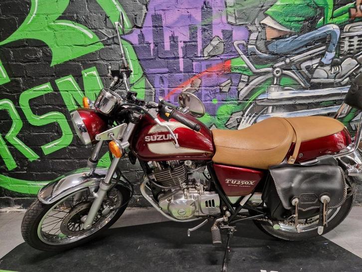 Suzuki TU, Motoren, Motoren | Suzuki, Bedrijf, Toermotor, 1 cilinder, Minimaal motorrijbewijs A2, Ophalen