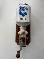 Oude koffiemolen muurmodel, Ophalen