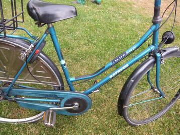 damesfiets ,kotfiets beschikbaar voor biedingen