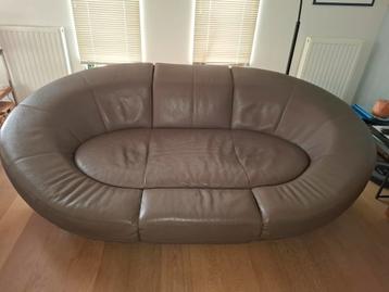 Zetel maxi cocoon bruin buffelleder beschikbaar voor biedingen