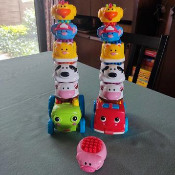Fisher Price stapeltoren dieren tractor/brandweer beschikbaar voor biedingen